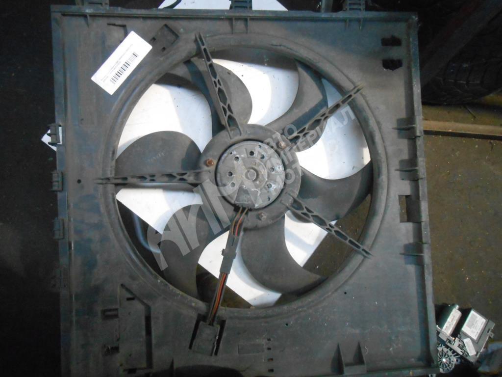 Вентилятор радиатора  Mercedes Vito