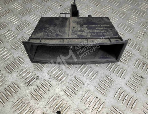 Вещевой ящик центральной консоли Peugeot 307 (3A/3H) 2001-2005  Peugeot 307 307 (3A/3H) 2001-2005