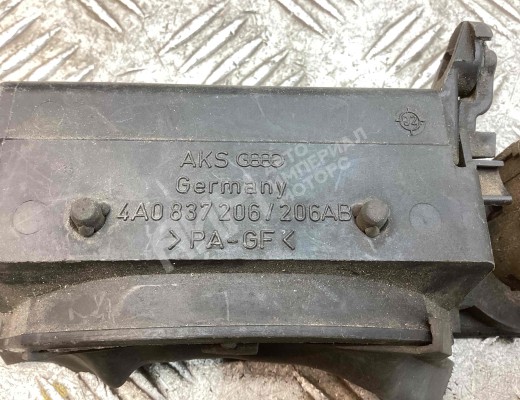Ручка наружная передняя правая Audi 100 C4 (4A) 1990-1995  Audi 100 100 C4 (4A) 1990-1995