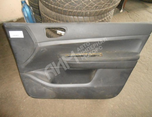 Обшивка двери передней правой (дверная карта) Peugeot 307 (3A/3H) 2001-2005  Peugeot 307 307 (3A/3H) 2001-2005