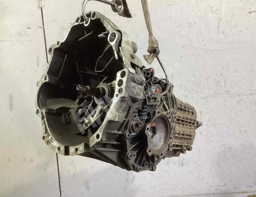 КПП механическая (МКПП) 5-ступенчатая Audi A4 B6 (8EC, 8E5) 2000-2004  Audi A4 A4 B6 (8EC, 8E5) 2000-2004