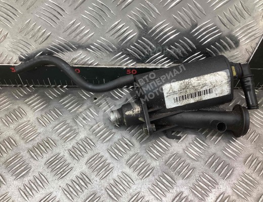 Маслозаливная горловина Renault Megane II 2002-2006  Renault Megane Megane II 2002-2006