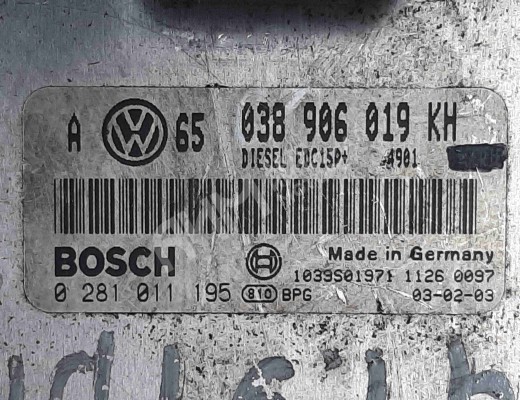 Блок управления двигателем Volkswagen Golf IV (1J) 1997-2004  Volkswagen Golf Golf IV (1J) 1997-2004