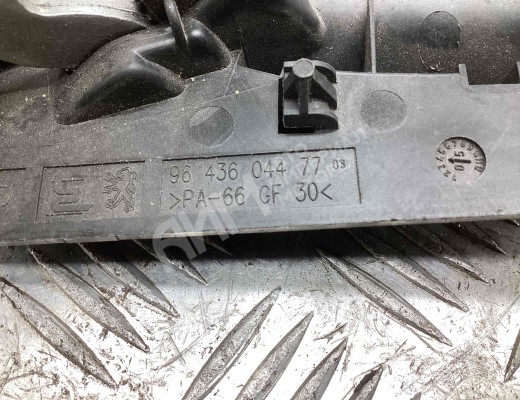 Ручка внутренняя передняя правая Peugeot 307 (3A/3H) 2001-2005  Peugeot 307 307 (3A/3H) 2001-2005