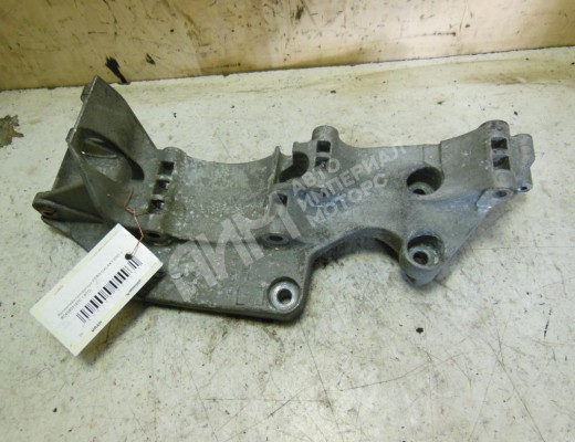Кронштейн генератора Ford Galaxy I (WGR) 2000-2006 рестайлинг  Ford Galaxy Galaxy I (WGR) 2000-2006 рестайлинг