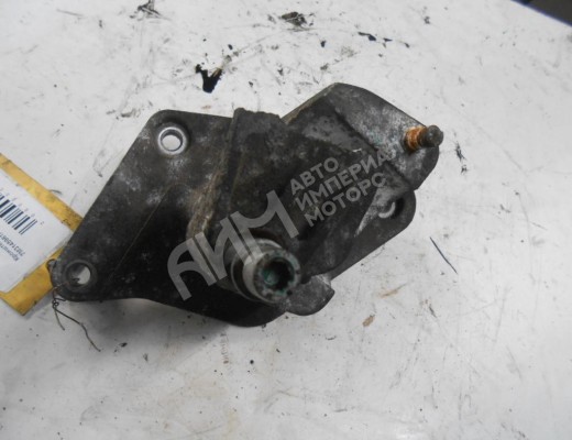 Кронштейн двигателя Ford Galaxy I (WGR) 2000-2006 рестайлинг  Ford Galaxy Galaxy I (WGR) 2000-2006 рестайлинг