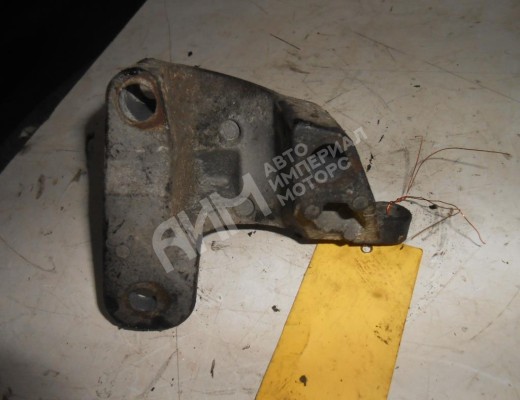 Крепление ТНВД Ford Focus I 1998-2001  Ford Focus Focus I 1998-2001