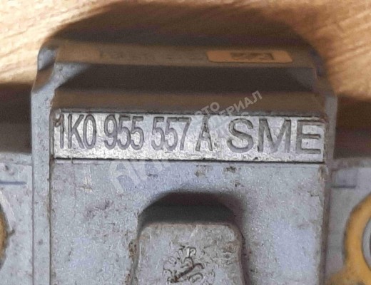 Датчик удара Volkswagen Golf V (1K) 2004-2009  Volkswagen Golf Golf V (1K) 2004-2009