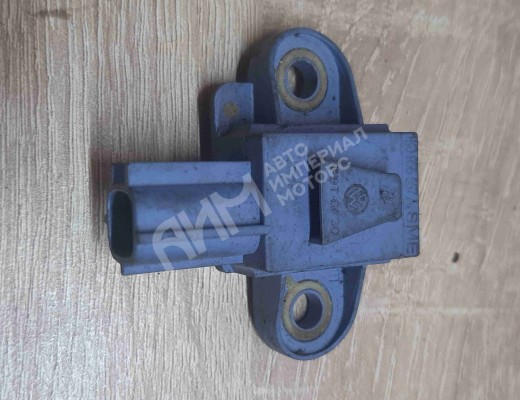 Датчик удара Volkswagen Golf V (1K) 2004-2009  Volkswagen Golf Golf V (1K) 2004-2009