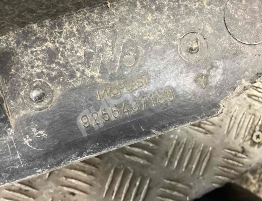 Передняя панель крепления облицовки (телевизор) Peugeot 405 1987-1996  Peugeot 405 405 1987-1996