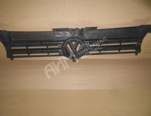 Решетка радиатора Volkswagen Golf IV (1J) 1997-2004  Volkswagen Golf Golf IV (1J) 1997-2004