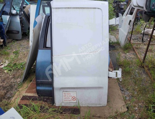 Дверь задняя распашная правая  Renault Trafic II 2001-2014