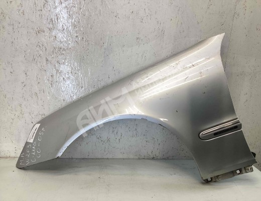 Крыло переднее левое Mercedes C (W203) 2000-2004  Mercedes C C (W203) 2000-2004