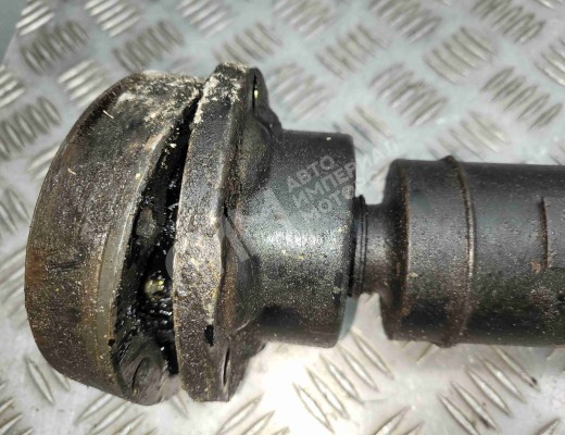 Карданный вал BMW 5-Series (E60/61) 2003-2007  BMW 5-Series 5-Series (E60/61) 2003-2007