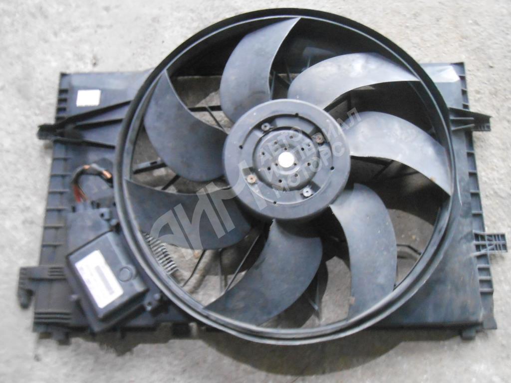 Вентилятор радиатора  Mercedes C