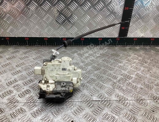 Замок двери передней левой Volkswagen Passat B6 (3C) 2005-2010  Volkswagen Passat Passat B6 (3C) 2005-2010