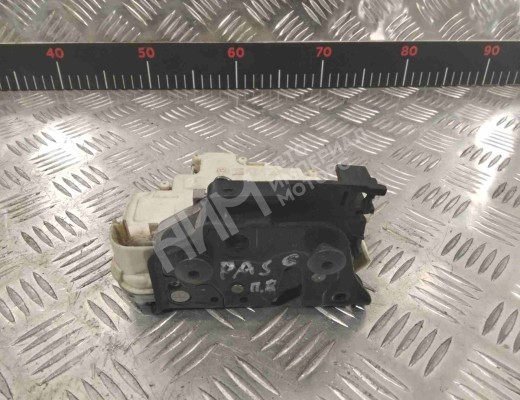 Замок двери передней правой Volkswagen Passat B6 (3C) 2005-2010  Volkswagen Passat Passat B6 (3C) 2005-2010