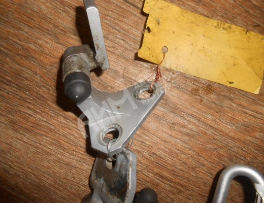 Петля двери передней правой Volkswagen Passat B6 (3C) 2005-2010  Volkswagen Passat Passat B6 (3C) 2005-2010