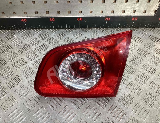 Фонарь крышки багажника правый Volkswagen Passat B6 (3C) 2005-2010  Volkswagen Passat Passat B6 (3C) 2005-2010