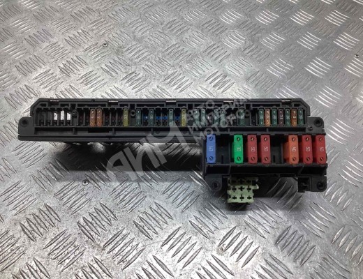 Блок предохранителей BMW 5-Series (E60/61) 2003-2007  BMW 5-Series 5-Series (E60/61) 2003-2007