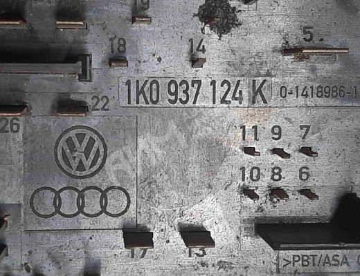 Блок предохранителей Volkswagen Touran I (1T) 2003-2006  Volkswagen Touran Touran I (1T) 2003-2006