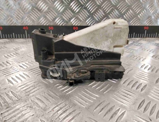 Замок двери передней правой Volkswagen Sharan I (7M) 2003-2010 2-й рестайлинг  Volkswagen Sharan Sharan I (7M) 2003-2010 2-й рестайлинг