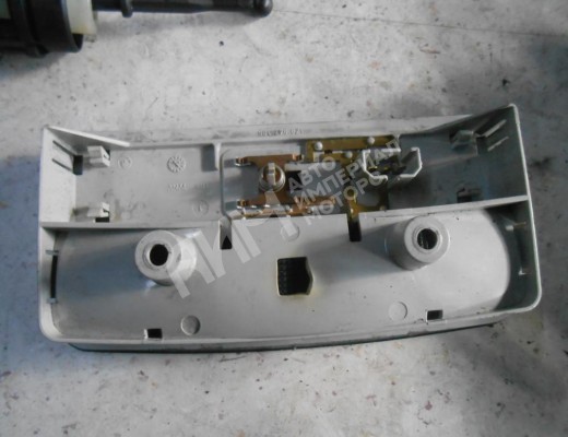 Фонарь салона (плафон) Skoda Octavia A5 (1Z) 2004-2008  Skoda Octavia Octavia A5 (1Z) 2004-2008