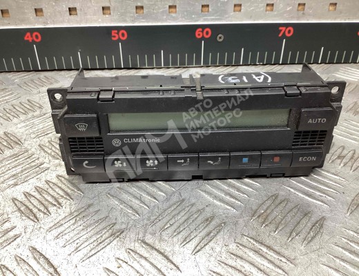 Блок управления печки/климат-контроля Volkswagen Passat B5+ (3B) 2000-2005 рестайлинг  Volkswagen Passat Passat B5+ (3B) 2000-2005 рестайлинг