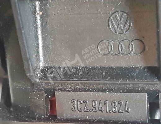 Блок предохранителей Volkswagen Passat B6 (3C) 2005-2010  Volkswagen Passat Passat B6 (3C) 2005-2010