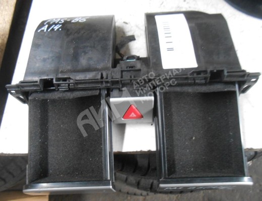 Бардачок Volkswagen Passat B6 (3C) 2005-2010  Volkswagen Passat Passat B6 (3C) 2005-2010