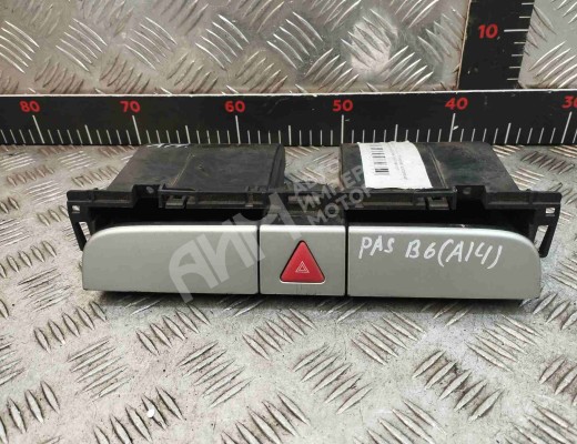 Бардачок Volkswagen Passat B6 (3C) 2005-2010  Volkswagen Passat Passat B6 (3C) 2005-2010