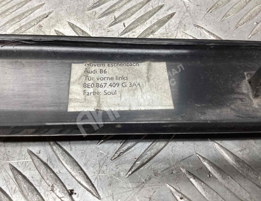 Накладка двери передней левой Audi A4 B6 (8EC, 8E5) 2000-2004  Audi A4 A4 B6 (8EC, 8E5) 2000-2004