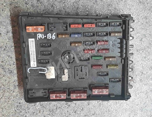 Блок предохранителей Volkswagen Passat B6 (3C) 2005-2010  Volkswagen Passat Passat B6 (3C) 2005-2010