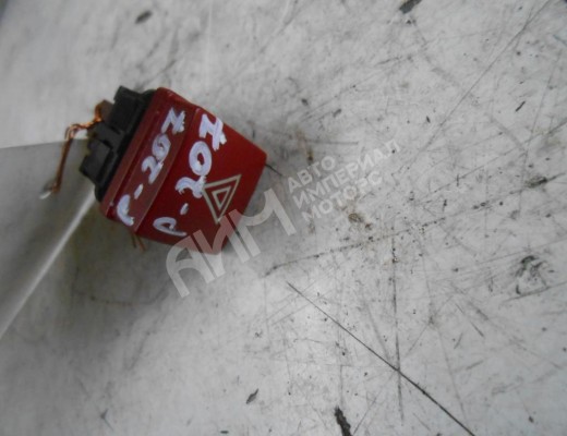 Кнопка аварийной сигнализации Peugeot 207 (WA/WC/WK) 2006-2013  Peugeot 207 207 (WA/WC/WK) 2006-2013