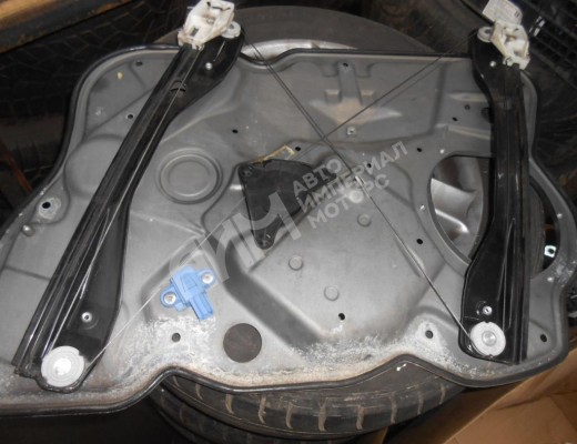 Стеклоподъемник передний левый Skoda Octavia A5 (1Z) 2004-2008  Skoda Octavia Octavia A5 (1Z) 2004-2008