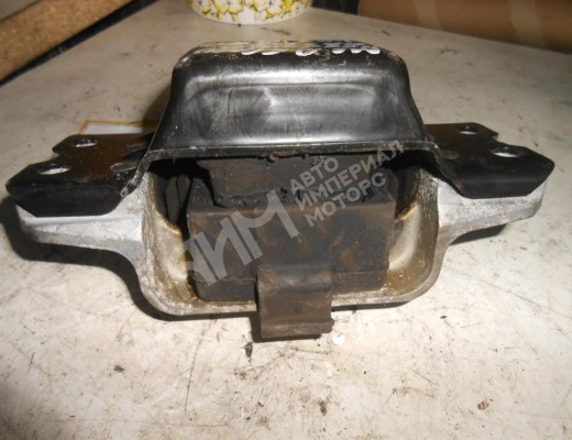 Подушка крепления двигателя Volkswagen Passat B6 (3C) 2005-2010  Volkswagen Passat Passat B6 (3C) 2005-2010