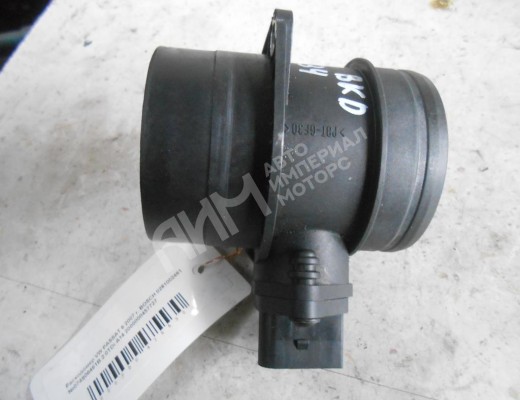 Расходомер воздуха Volkswagen Passat B6 (3C) 2005-2010  Volkswagen Passat Passat B6 (3C) 2005-2010