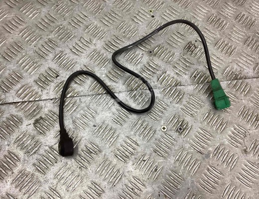 Датчик детонации Audi A4 B5 (8D) 1994-1999  Audi A4 A4 B5 (8D) 1994-1999