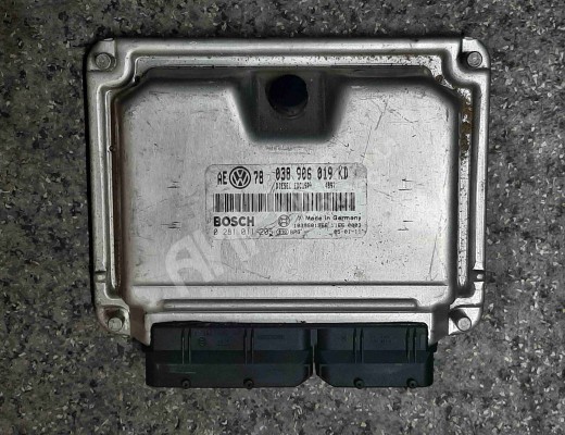 Блок управления двигателем Volkswagen Passat B5+ (3B) 2000-2005 рестайлинг  Volkswagen Passat Passat B5+ (3B) 2000-2005 рестайлинг