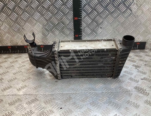 Интеркулер Opel Astra G 1998-2004  Opel Astra Astra G 1998-2004