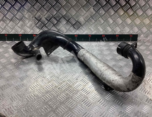 Патрубок впускного коллектора Peugeot 406 1995-2004  Peugeot 406 406 1995-2004