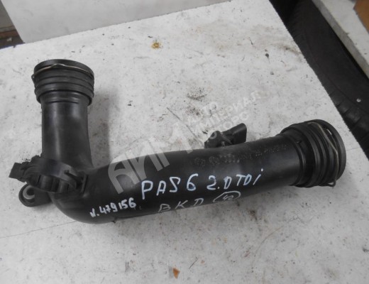 Патрубок впускного коллектора Volkswagen Passat B6 (3C) 2005-2010  Volkswagen Passat Passat B6 (3C) 2005-2010