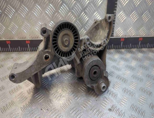 Кронштейн генератора Ford Scorpio II 1994-1998  Ford Scorpio Scorpio II 1994-1998