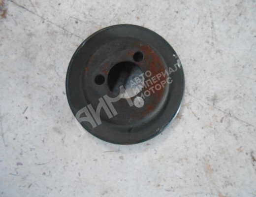 Шкив помпы Volkswagen Passat B4 (3A) 1993-1997  Volkswagen Passat Passat B4 (3A) 1993-1997
