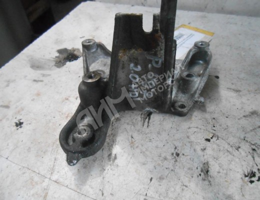 Кронштейн Peugeot 407 2004-2010  Peugeot 407 407 2004-2010