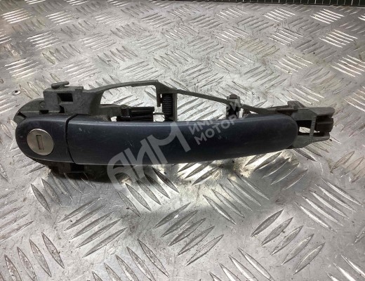 Ручка наружная передняя правая Skoda Octavia A5 (1Z) 2004-2008  Skoda Octavia Octavia A5 (1Z) 2004-2008