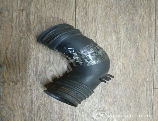 Патрубок впускного коллектора Renault Megane II 2002-2006  Renault Megane Megane II 2002-2006