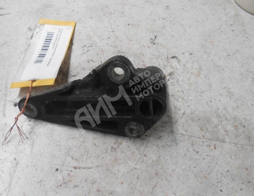Кронштейн двигателя Audi A6 C5 (4B) 1997-2001  Audi A6 A6 C5 (4B) 1997-2001
