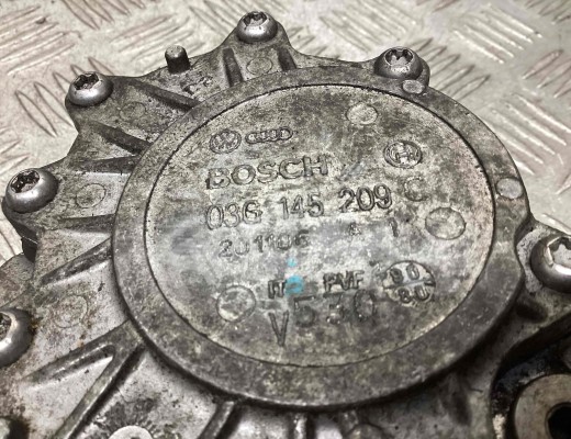 Насос вакуумный Volkswagen Passat B6 (3C) 2005-2010  Volkswagen Passat Passat B6 (3C) 2005-2010
