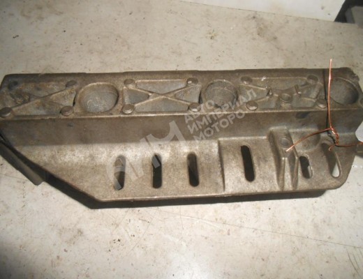 Кронштейн Renault Megane I 1995-2002  Renault Megane Megane I 1995-2002